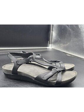 Baretraps Sandals Womens Size 9.5 Black Jaxen Strappy Wedge Comfort Shoes